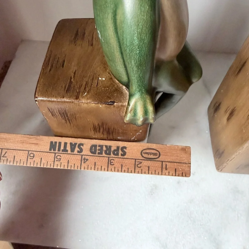 Charming Frog Bookends - Green and Brown